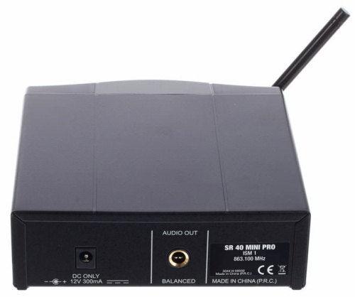 AKG WMS40 Mini Instrumental Set BD US25B (537.900) инструментальная радиосистема с поясным передатчиком и кабелем фото 2