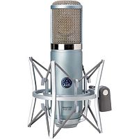 AKG P820 Tube ламповый микрофон, предусилитель, SH300 "паук", кейс